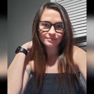 Meet your Posher, Kacey